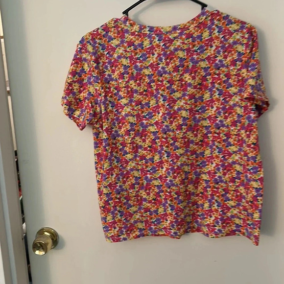 😍Old navy flowered top 😍 - Picture 5 of 5